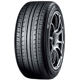 YOKOHAMA 235/40R18 95W BLUEARTH ES32 BLT 2026