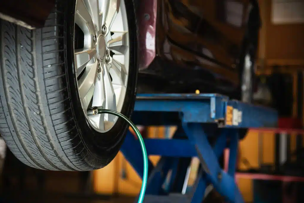 difference between wheel alignment and balance