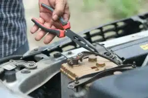 What problems can a car battery have?
